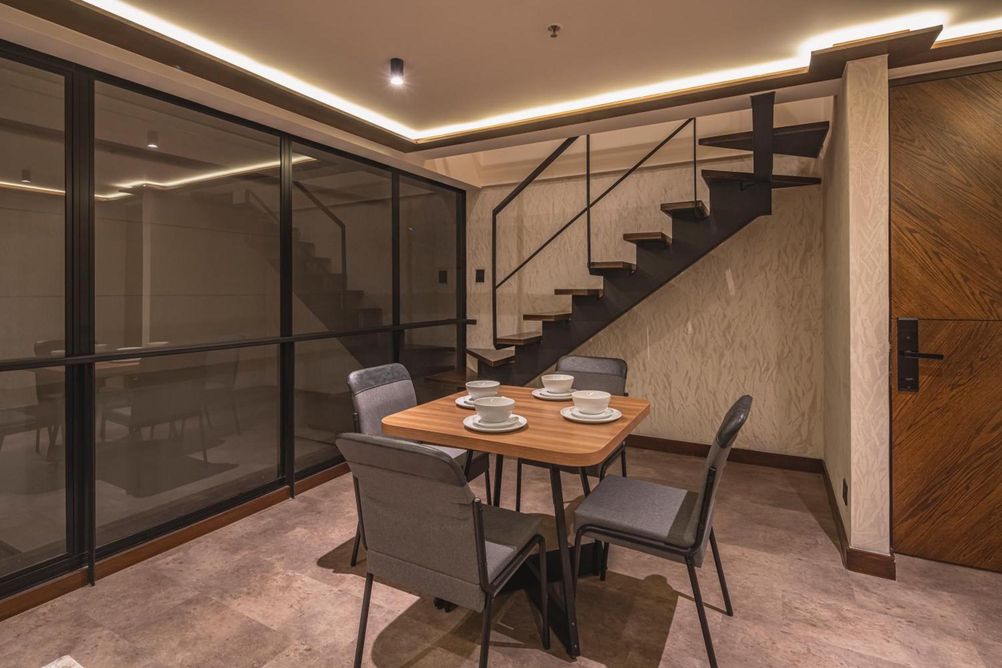 Golden Valley Hotel 메딜린 외부 사진