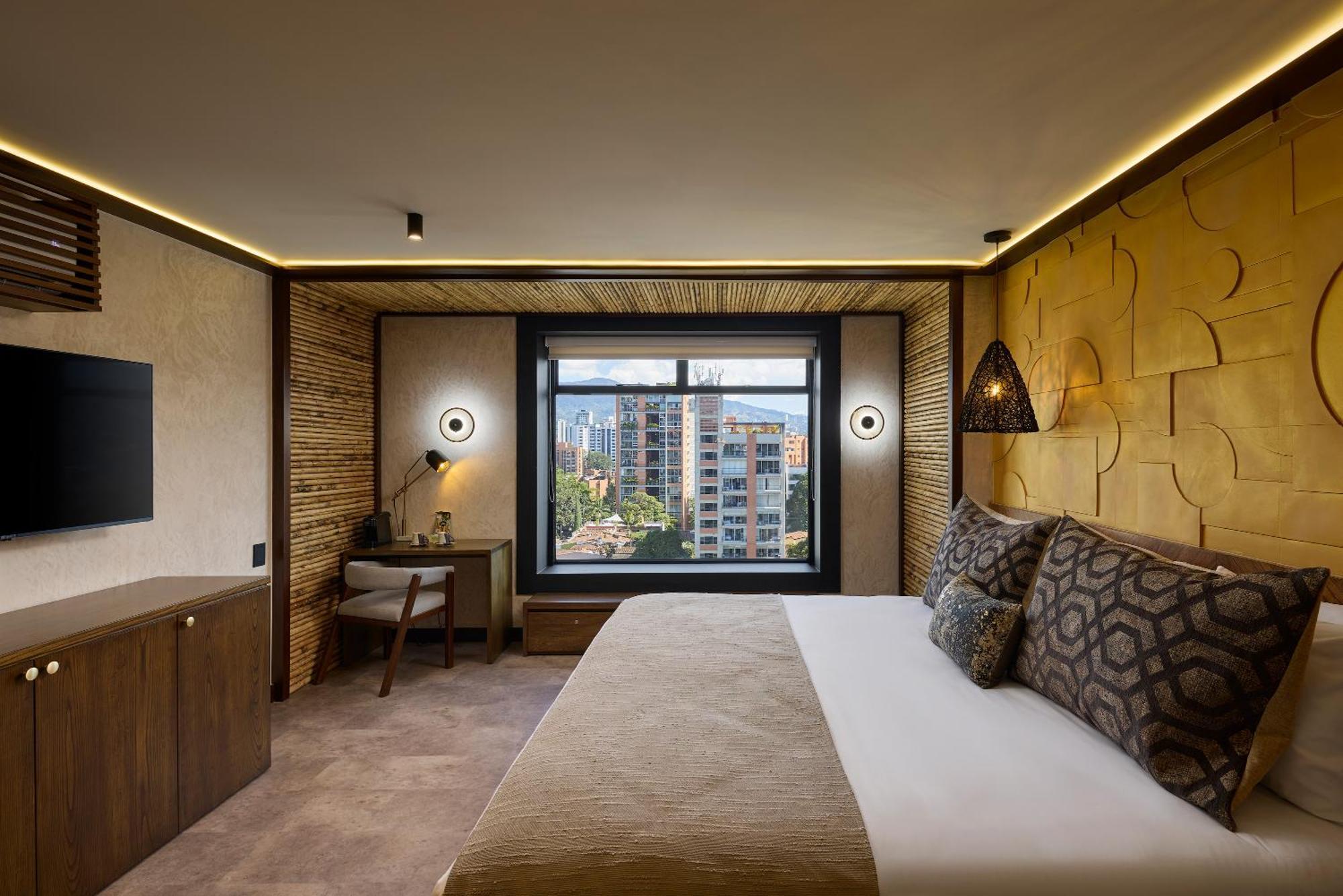 Golden Valley Hotel 메딜린 외부 사진