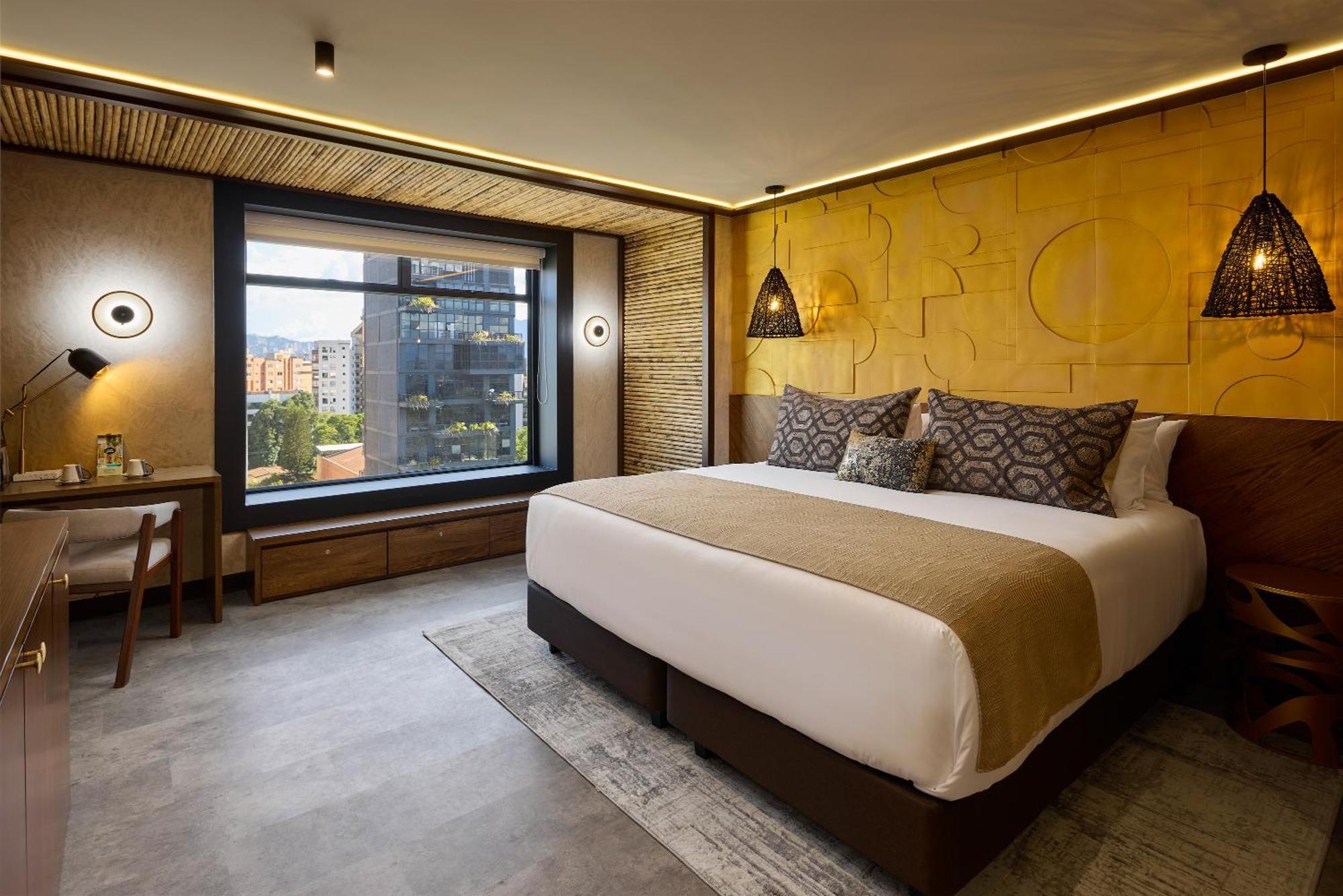 Golden Valley Hotel 메딜린 외부 사진