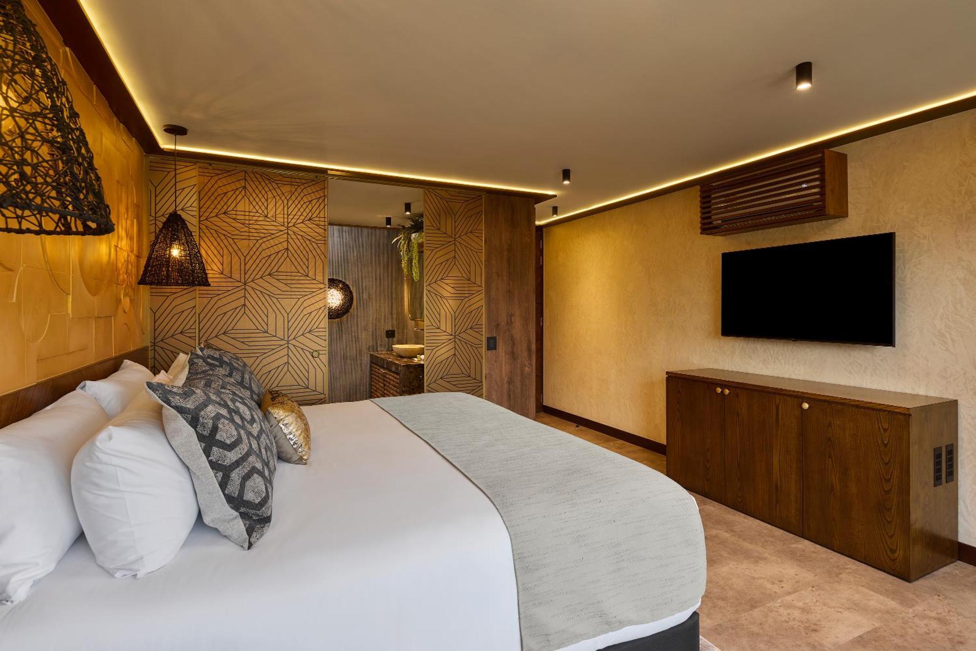 Golden Valley Hotel 메딜린 외부 사진
